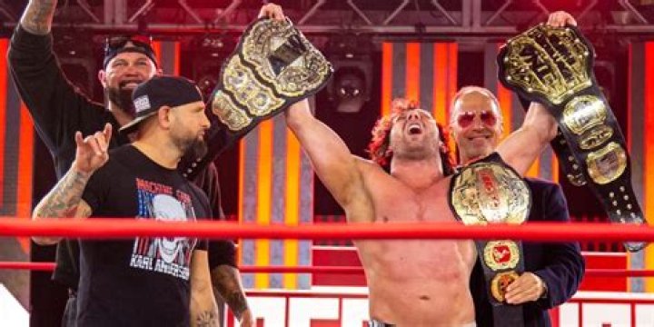 10 Differences Between Kenny Omega In AEW & NJPW