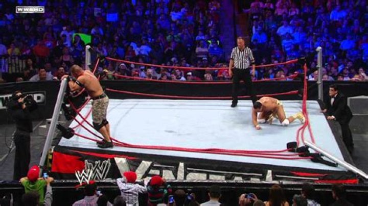 10 Retired WWE PPVs (& Their Final Main Event)