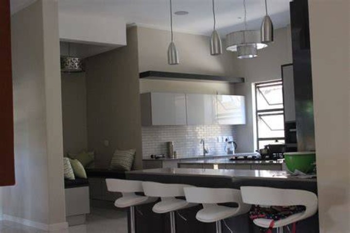 30 best kitchen designs in South Africa 2022 (photo gallery)