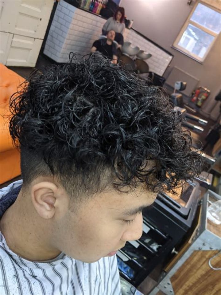 35 Cool Perm Hair Ideas Everyone Will Be Obsessed With in 2019 Spiral