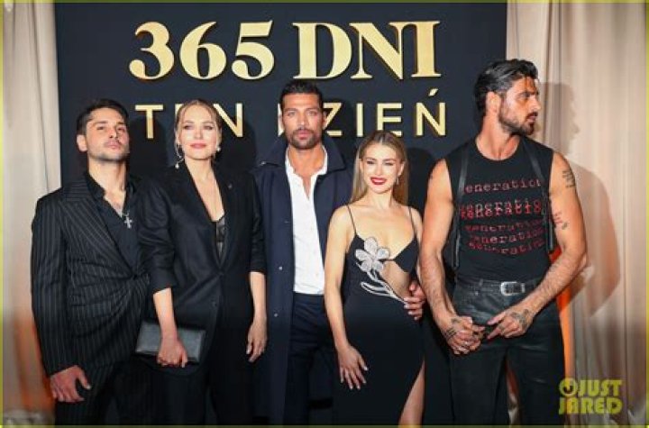 365 Dni Anna Maria Sieklucka Height