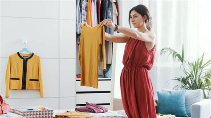 5 Ways To Create A Versatile Wardrobe You Feel Confident About During Weight Fluctuations