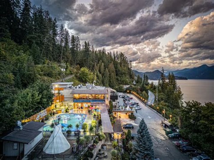 A Relaxing Retreat: Discovering Ainsworth Hot Springs Resort