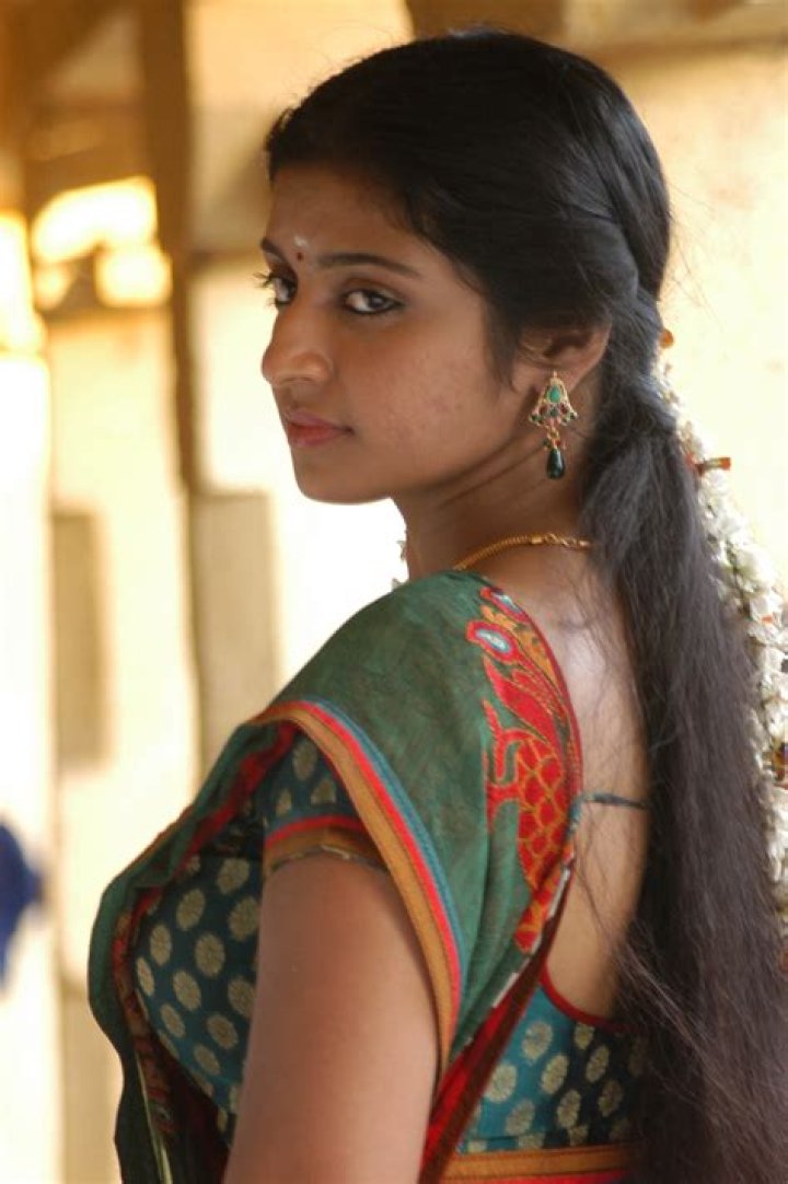 Actress Athmiya hot saree stills Actress hot stills