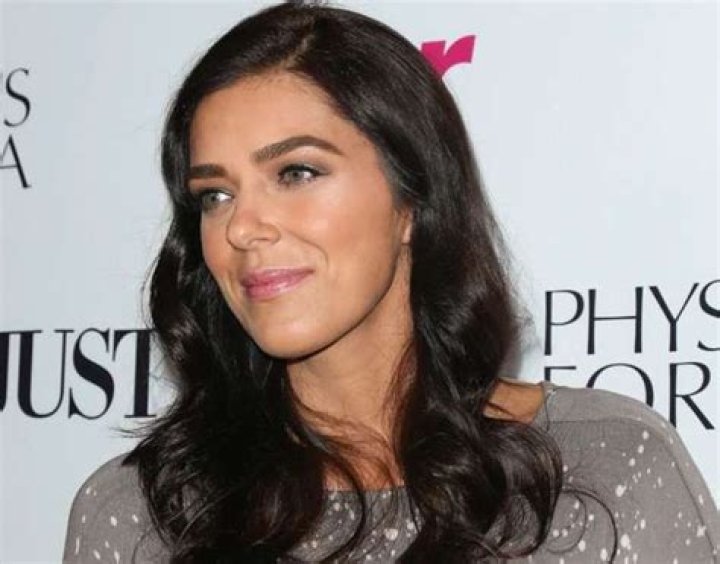 Adrianne Marie Curry-Rhode Net Worth, Height, Bio, Age, Weight