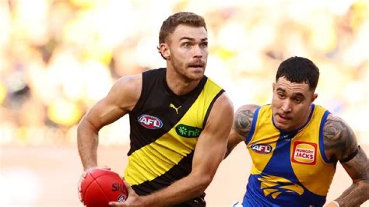AFL news 2020 Sam Reid GWS Giants, text message, disrespect, Connor