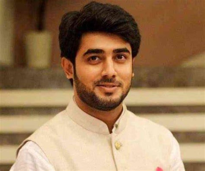 Akshay Mhatre Affairs, Net Worth, Age, Height, Bio and More