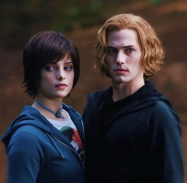 Alice and Jasper at Forks High School