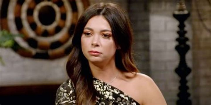 Alyssa in Married At First Sight