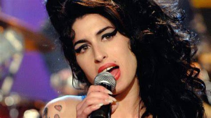 Amy Winehouse's Net Worth At The Time Of Her Death Might Surprise You