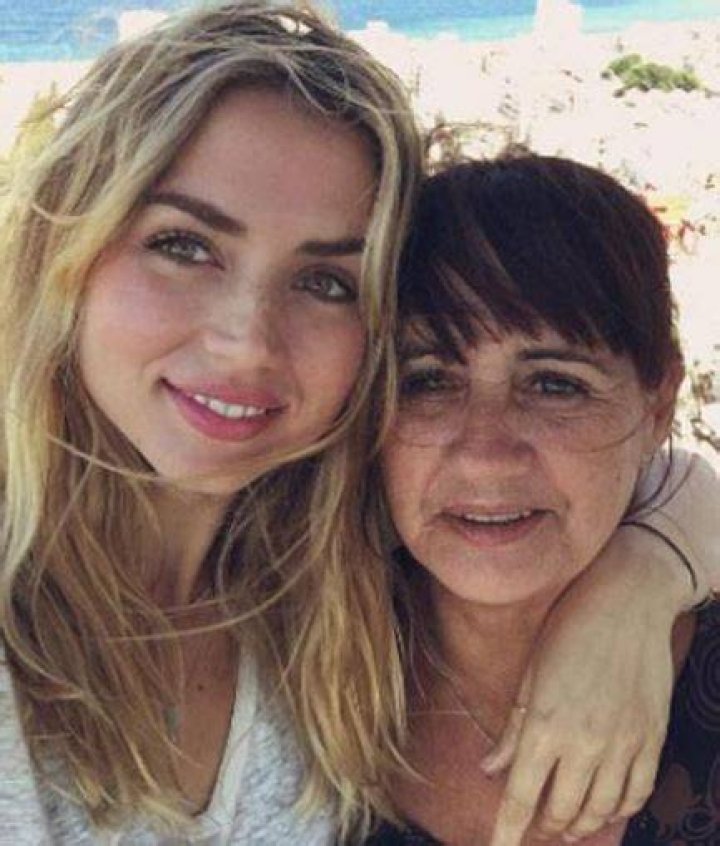 Ana de Armas Bio, family, net worth Celebrities InfoSeeMedia