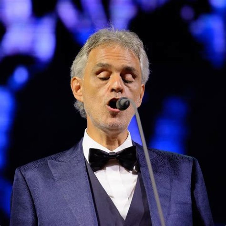 Andrea Bocelli, el tenor l&iacute;rico que le pone el &lsquo;pecho&rsquo; a la vida Los