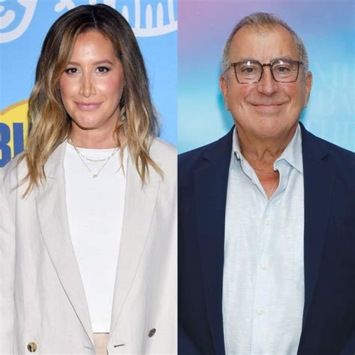 Ashley Tisdale, director/choreographer Kenny Ortega, Vanessa Hudgens, Zac Efron and producer Barry Rosenbush. Photo / Getty Images