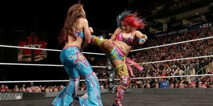 Asuka vs. Mickie James
