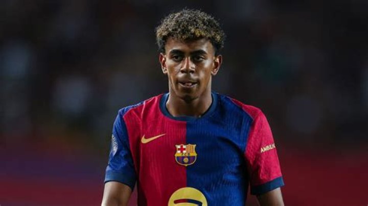 Barcelona&rsquo;s Lamine Yamal, 16, earns first senior Spain callup The