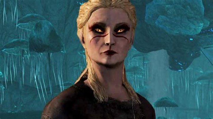 Before/after image of Skyrim's textures with the SMIM mod installed