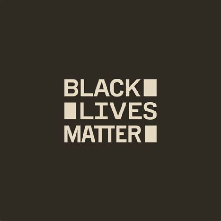 BLACK LIVES MATTER on Instagram &ldquo;ririsimpson&rdquo; in 2021 Curly hair