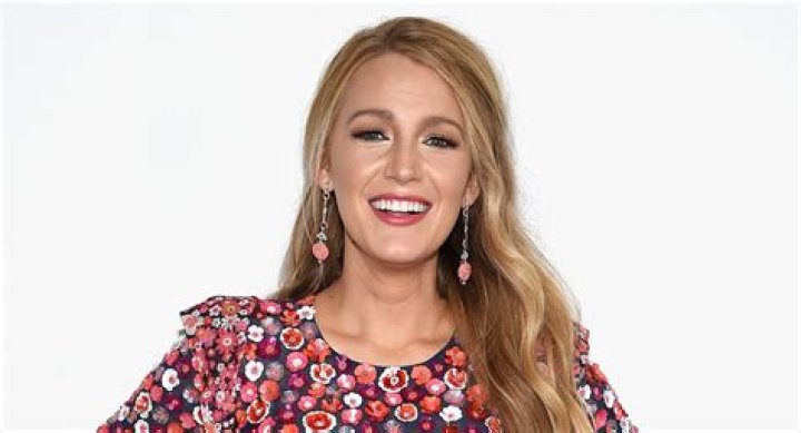 Blake Lively Reveals 61 Pound Pregnancy Weight Loss Photo 4031638