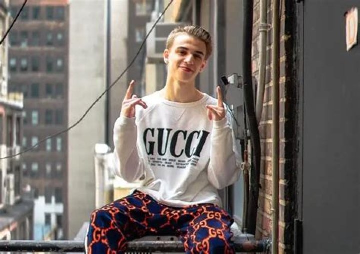 Blazendary net worth, Age, Kids, Wife, Bio-Wiki, Weight