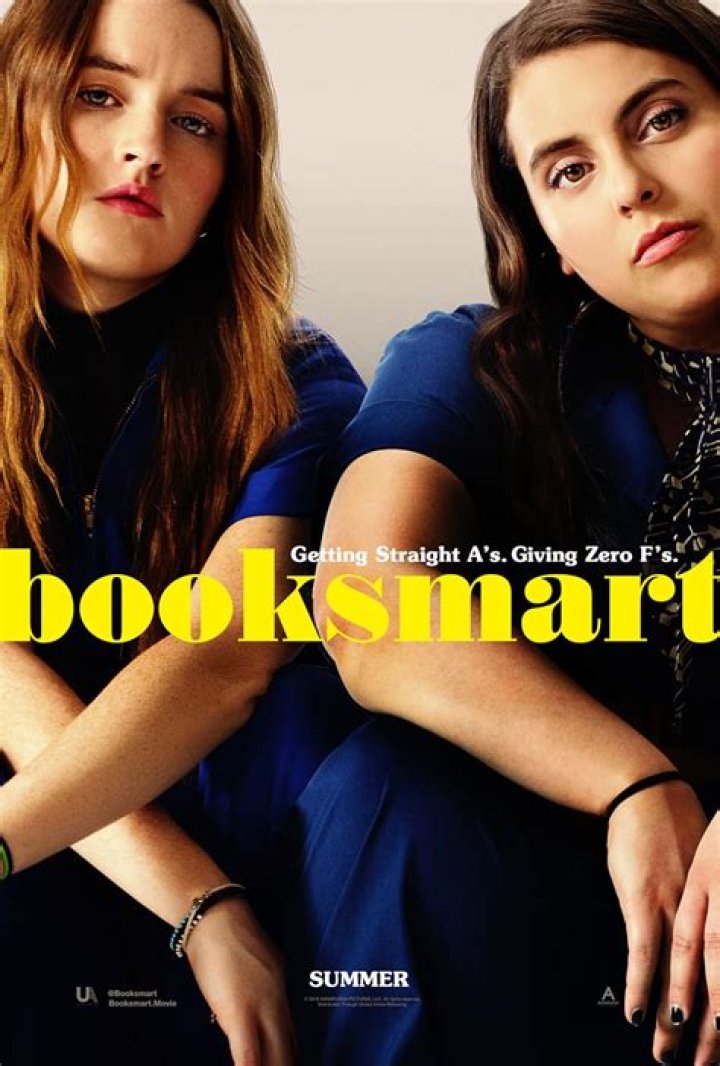 Booksmart amy and molly in graduation gowns
