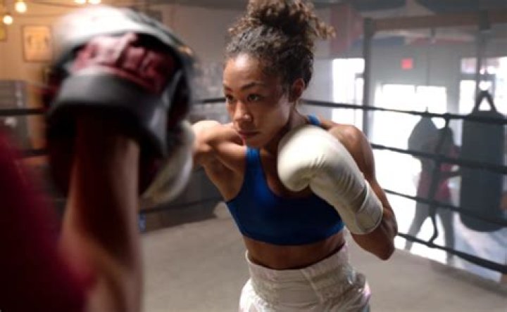 Boxer Alycia Baumgardner Talks Oofos Ahead of Mikaela Mayer Fight