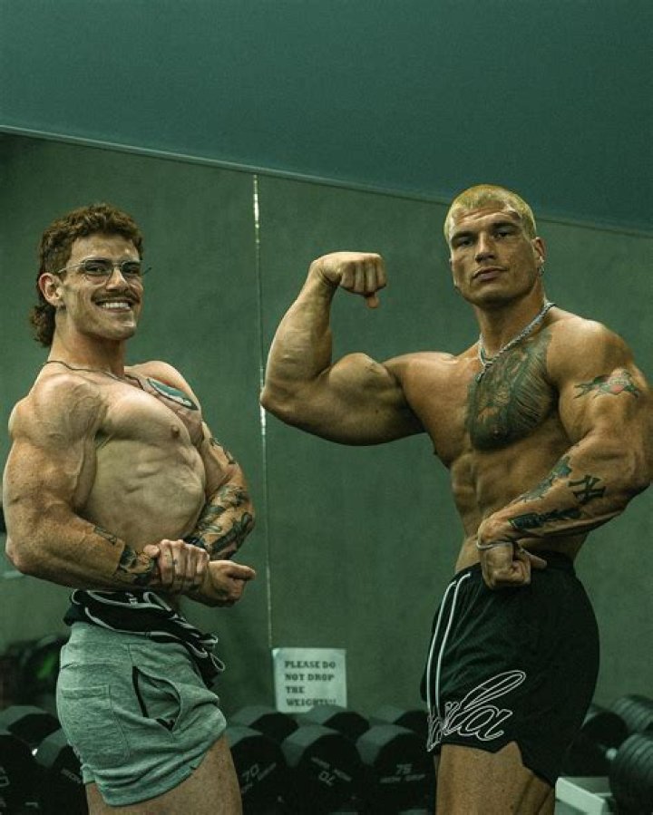 “Bros Going Super Saiyyan”: As Fitness Influencers Gets Unbelievably Shredded in
Every Pose, Leaving Bodybuilding World Awestruck