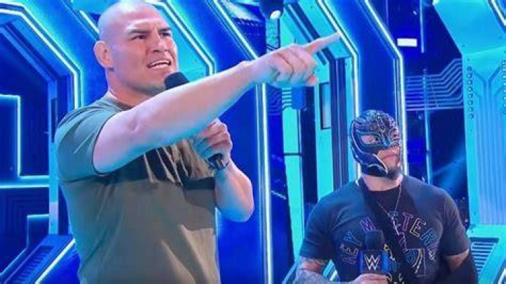 Cain Velasquez Rey Mysterio