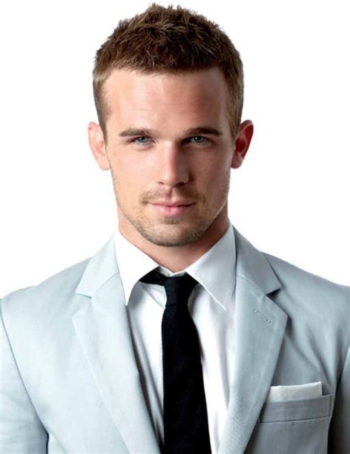 Cam Gigandet 2019 Girlfriend, net worth, tattoos, smoking & body facts