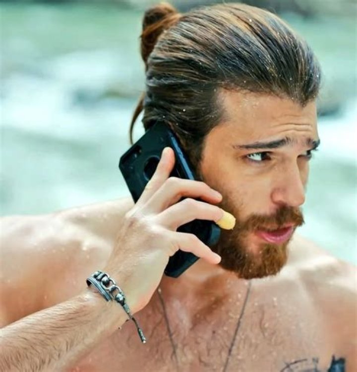 Can Yaman Wallpapers Top Free Can Yaman Backgrounds WallpaperAccess