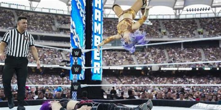 Candice LeRae checks up on Johnny Gargano