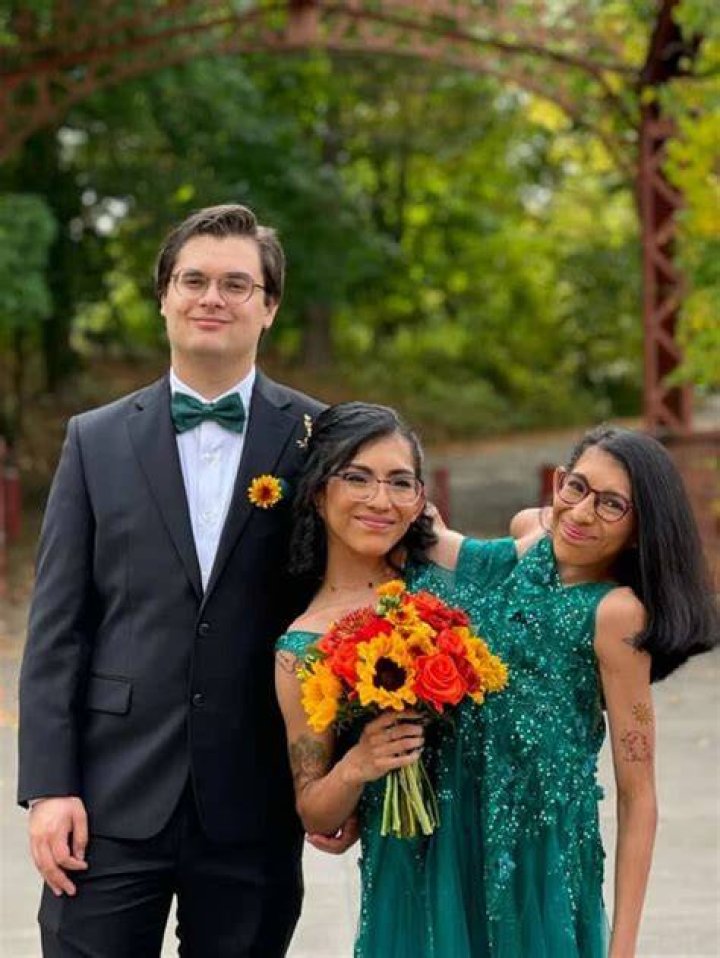 Carmen with her boyfriend Daniel and sister Lupita. Photo / Instagram