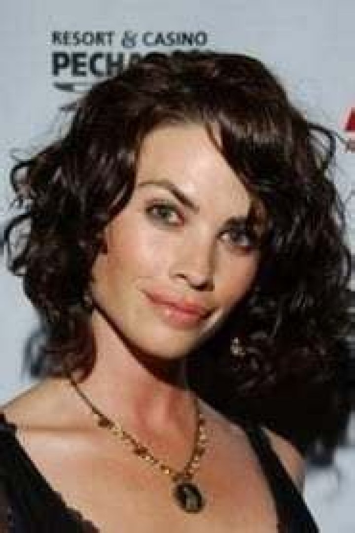 Cash Casia Fan Casting