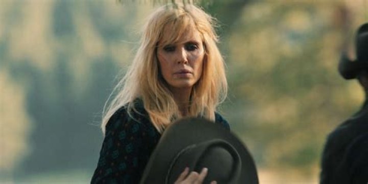 Cathy Moriarty as Beth Dutton, a financier and the daughter of John and Evelyn. in Yellowstone (90s)