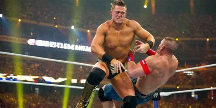 Cena v Miz WrestleMania 27 Cropped