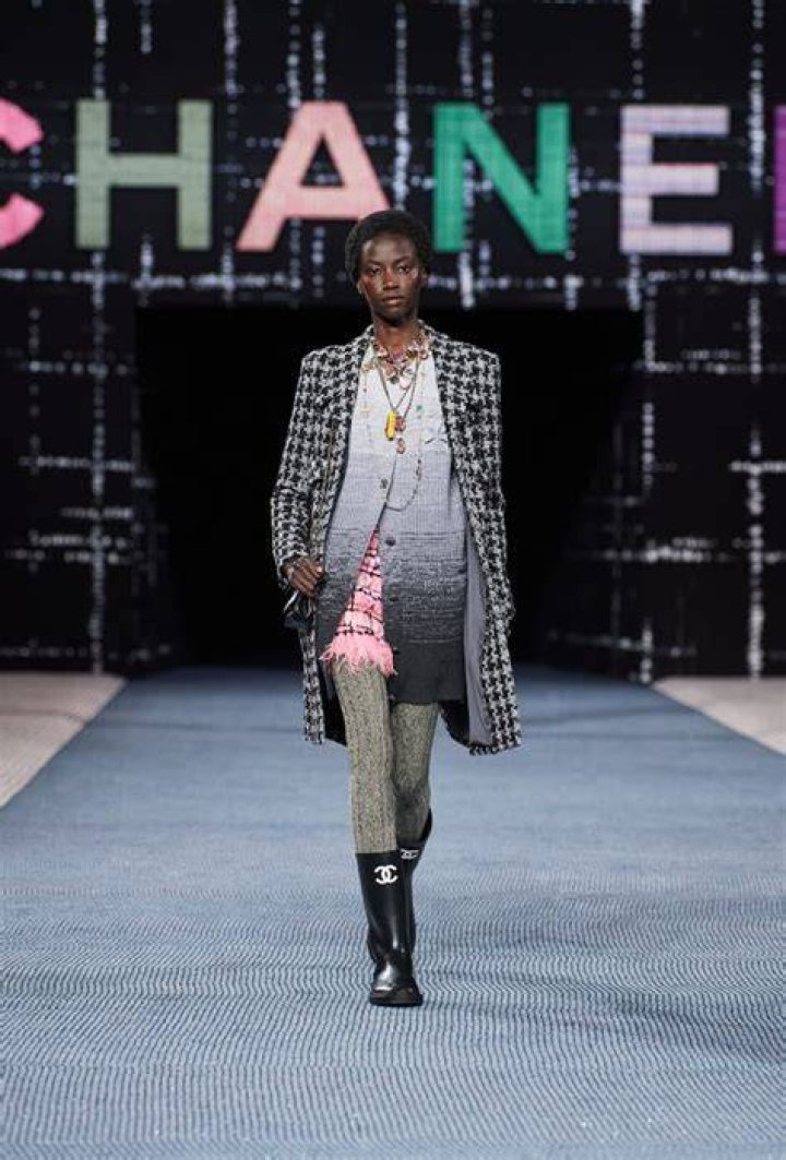 Chanel Womenswear Fall/Winter 2022/2023 Show Chanel's Rubber Rain