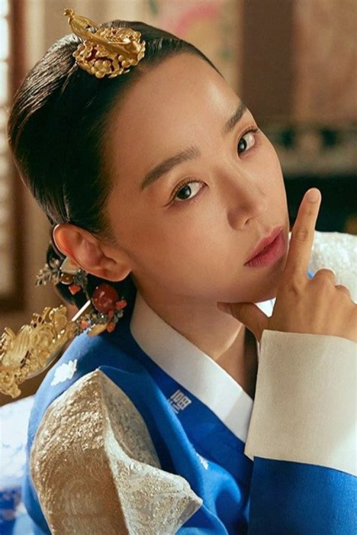 Character Kim So-yong in Mr.Queen