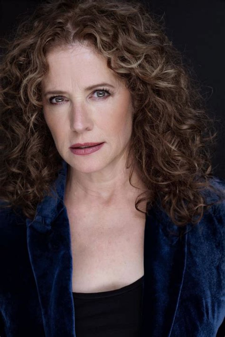 Charitybuzz Meet Actress Nancy Travis in LA