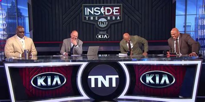 Charles Barkley Getting Roasted on Live TV by ‘Inside the NBA’ Co-Host Leaves
the Studio in Splits: “I’ll Hit a Man With Glasses”