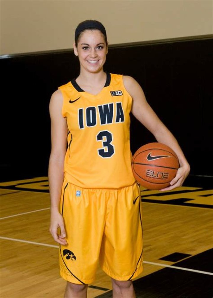Claire Till University of Iowa Athletics
