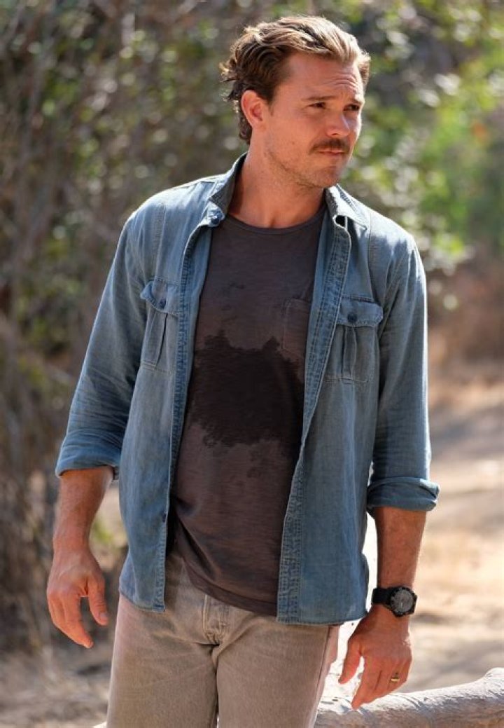 Clayne Crawford as Martin Riggs in Lethal Weapon FOX
