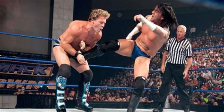 CM Punk v Chris Jericho Extreme Rules 2012 Cropped