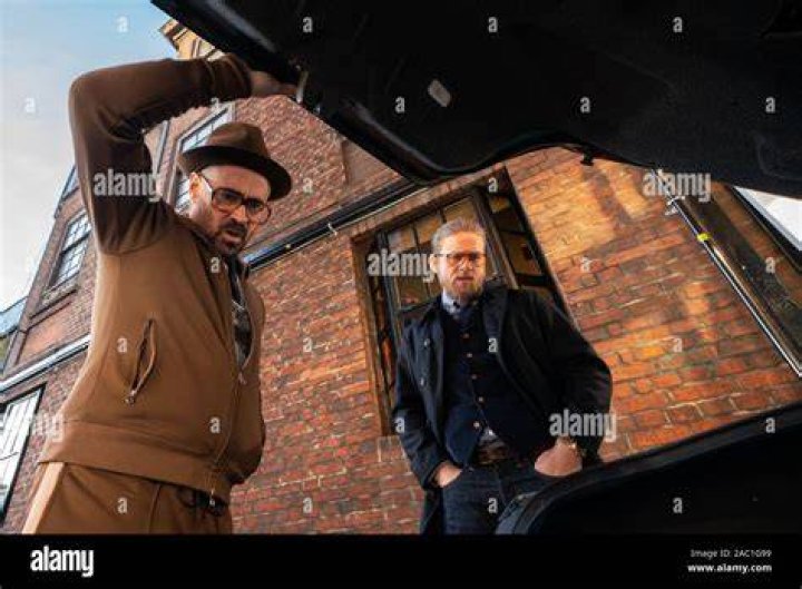 Colin Farrell and Charlie Hunnam in The Gentlemen