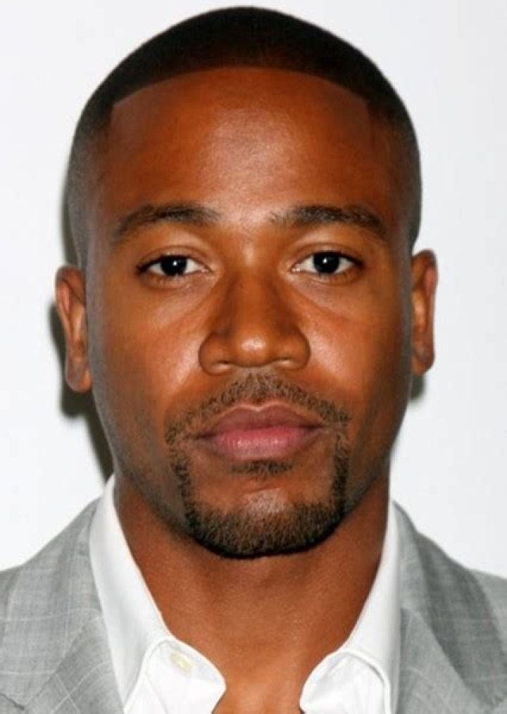 Columbus Short Fan Casting