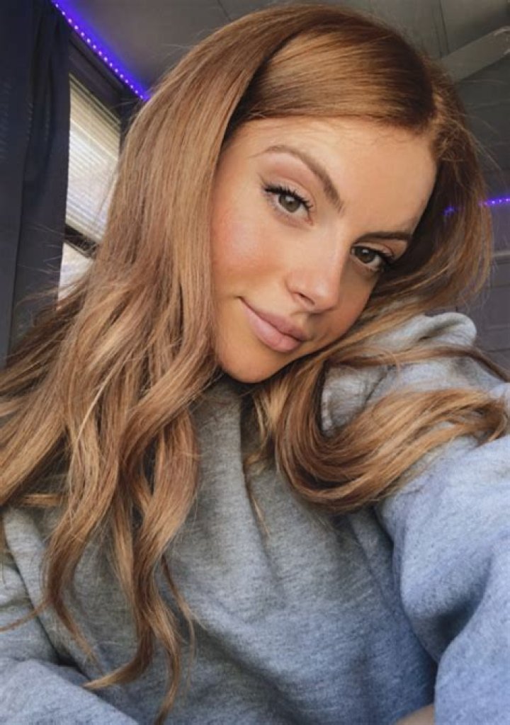 Cristina Carmella (cristinacarmella) posted on Instagram &ldquo;🍊orange you