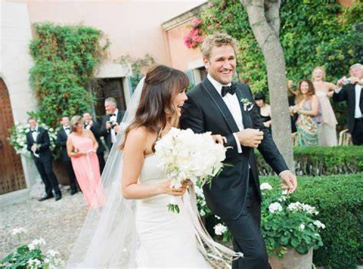 Curtis Stone & Lindsay Price Wedding Pics