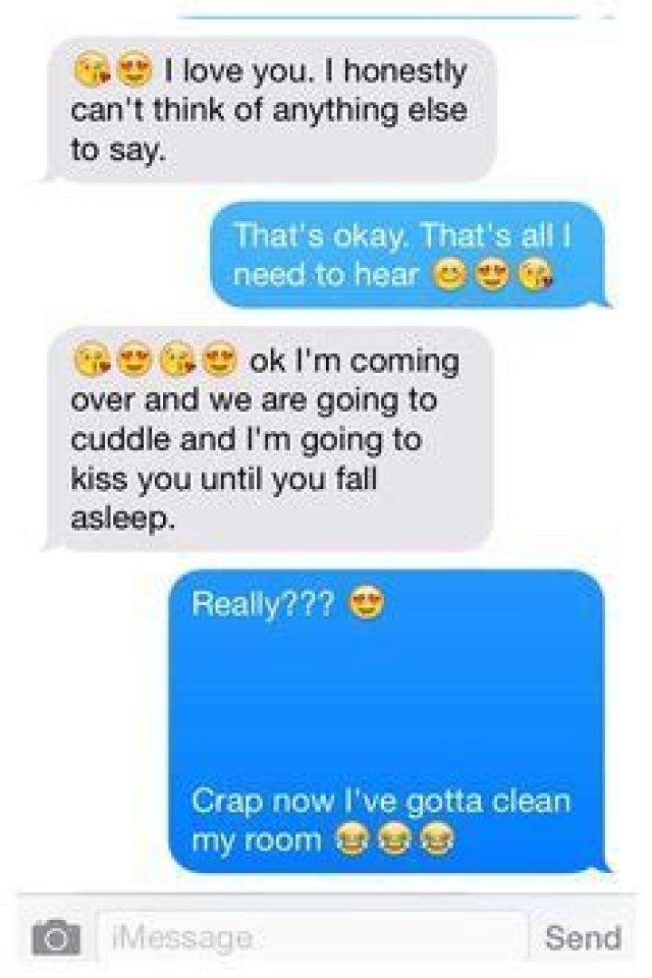 cute text from bae Cute texts, Cute text messages, Cute couples texts