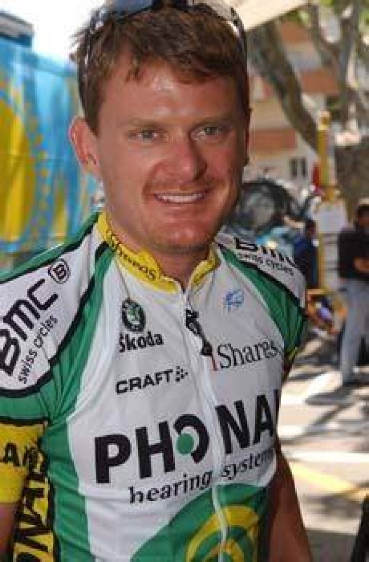 Cycling: Phonak team disbanded after Landis scandal