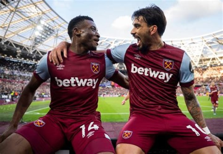 David Moyes hoping to have star man available for Brighton amid