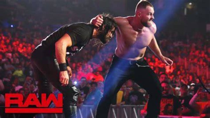 Dean Ambrose vs Seth Rollins at SummerSlam 2014