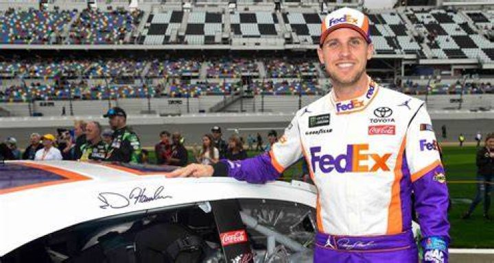 Denny Hamlin Net worth, Age: Wife, Kids, Weight, Bio-Wiki